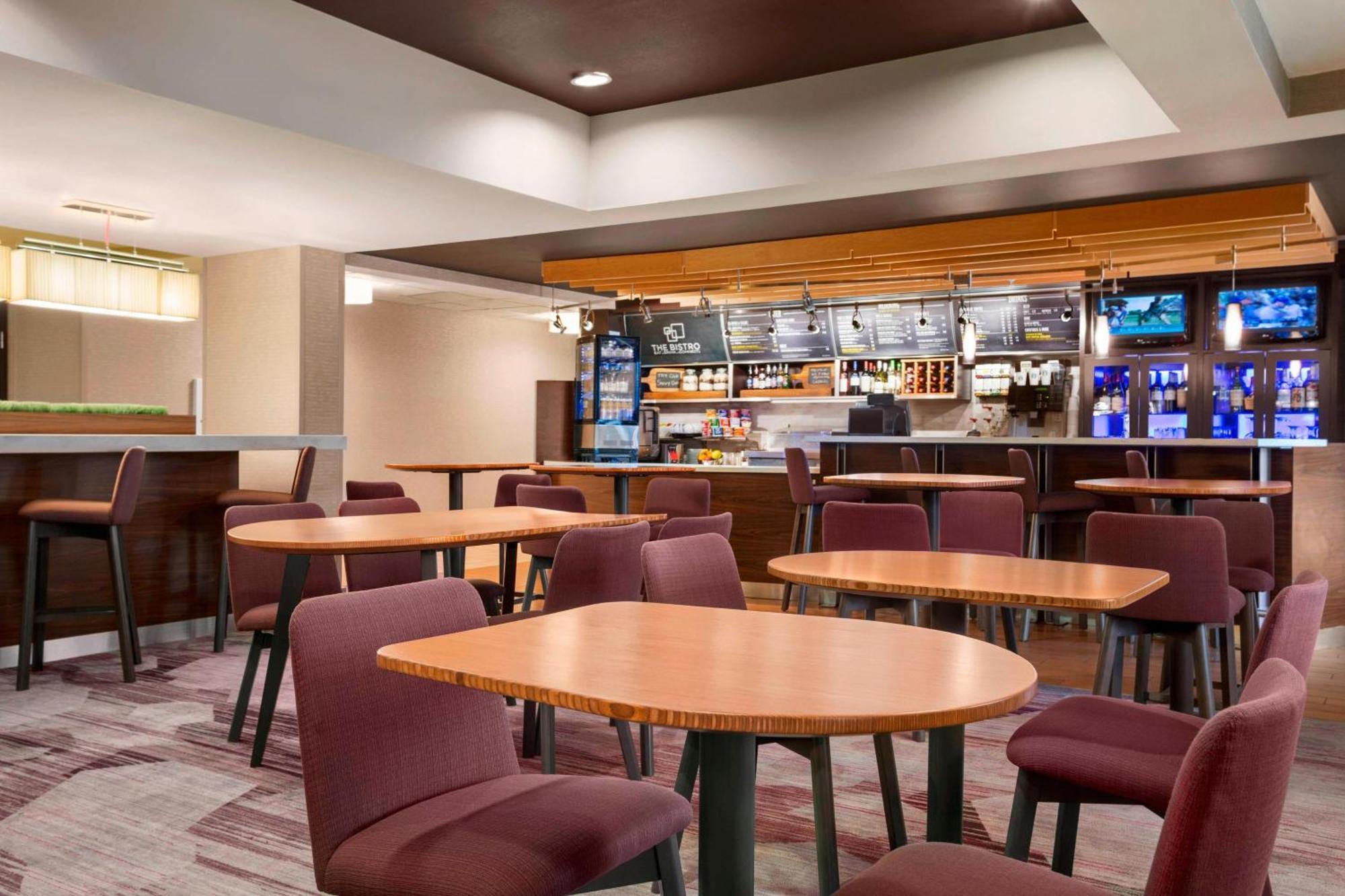 Courtyard By Marriott Springfield Hotel Екстериор снимка