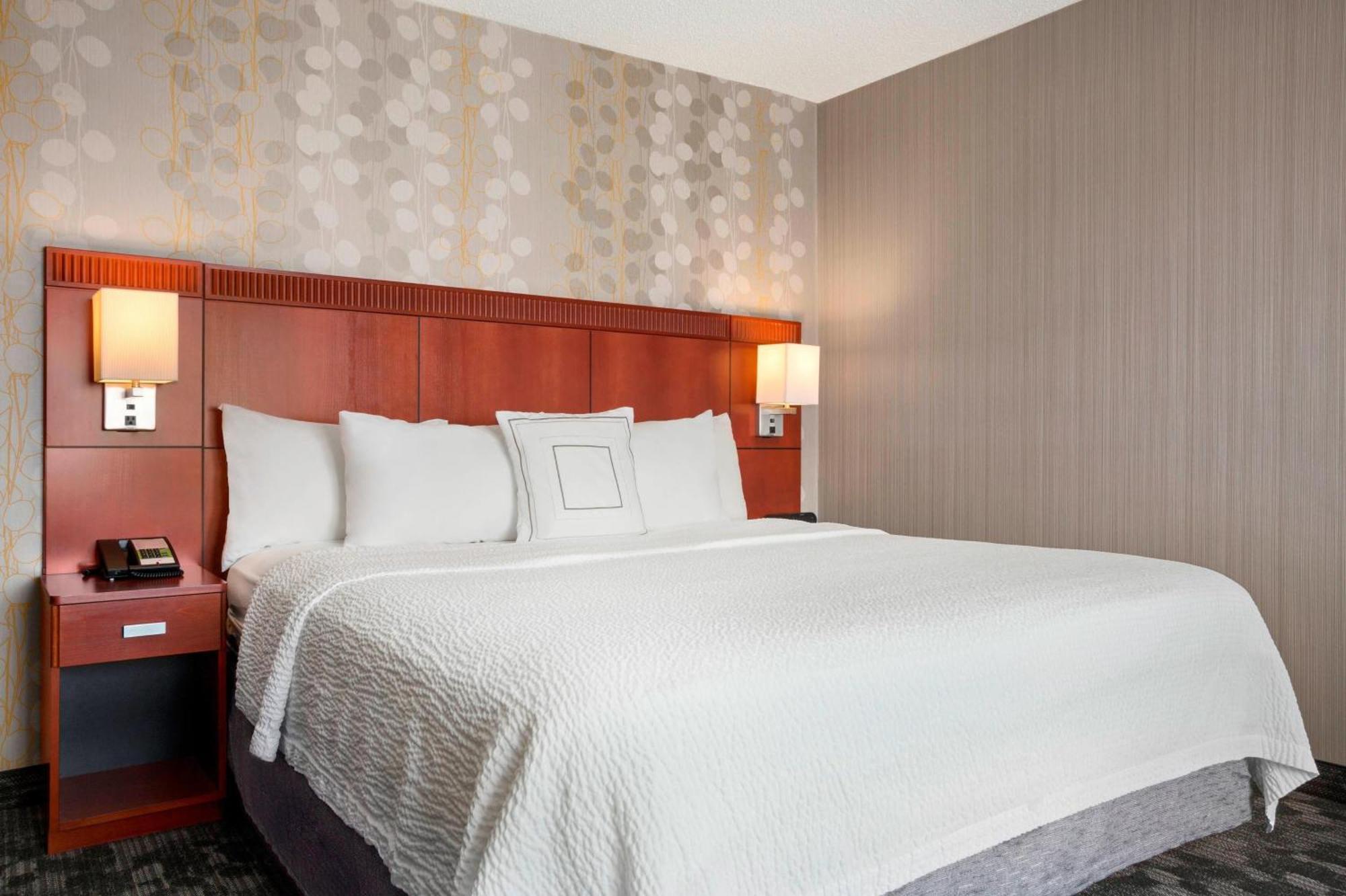 Courtyard By Marriott Springfield Hotel Екстериор снимка